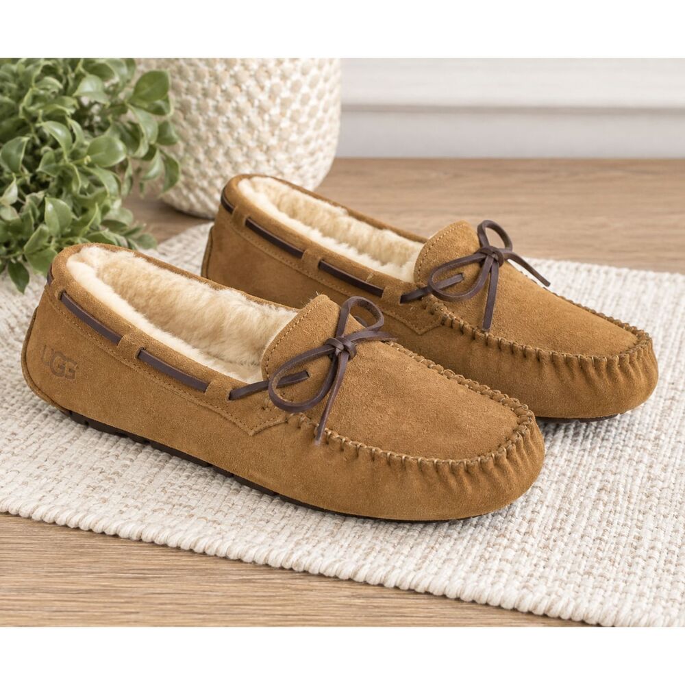UGG Dakota Suede Shearling Moccasin Slippers Chestnut Size 5 Cabincore Cozy